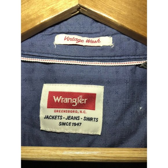 Wrangler Button Shirt Men's Large Blue Long Sleeve Vintage Wash - Picture 3 of 5